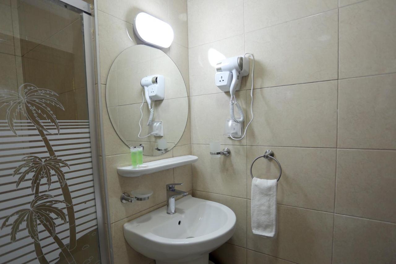Down Town Hotel 아카바 외부 사진